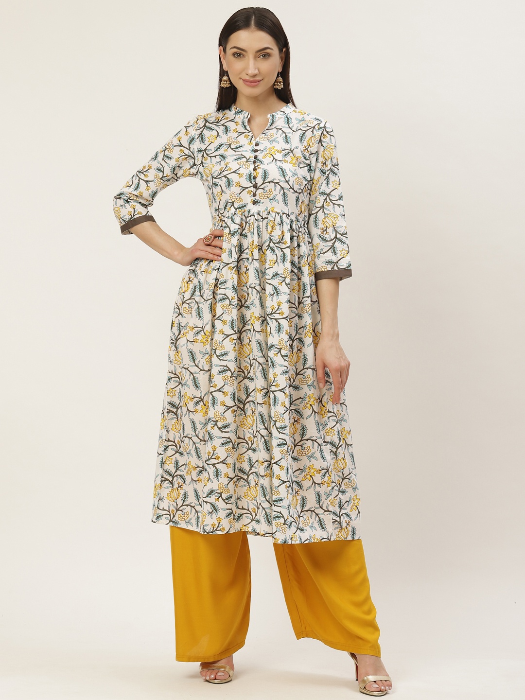 

Maaesa Women White & Blue Floral Print Anarkali Kurta