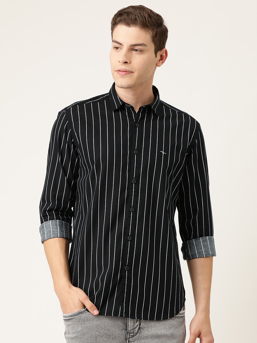 

Flying Machine Men Black & White Slim Fit Striped Casual Shirt