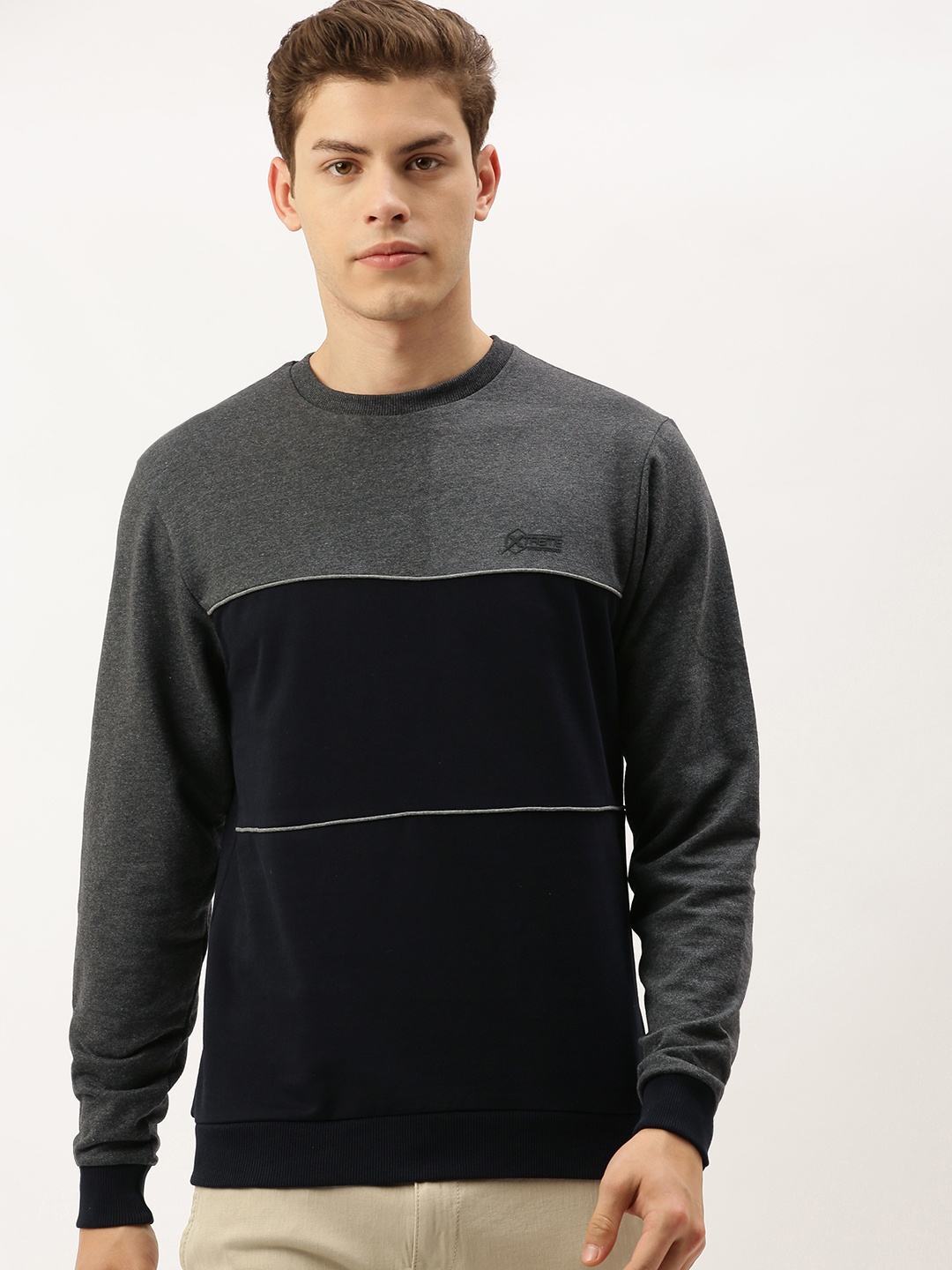 

Flying Machine Men Navy Blue & Grey Colourblocked Sweatshirt