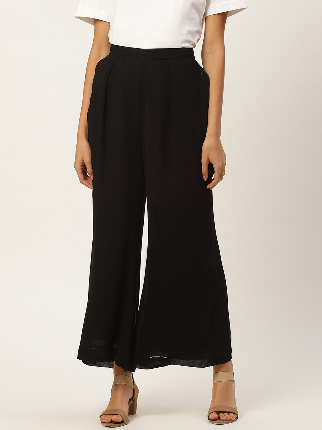 

Raano Women Black Solid Wide Leg Palazzos