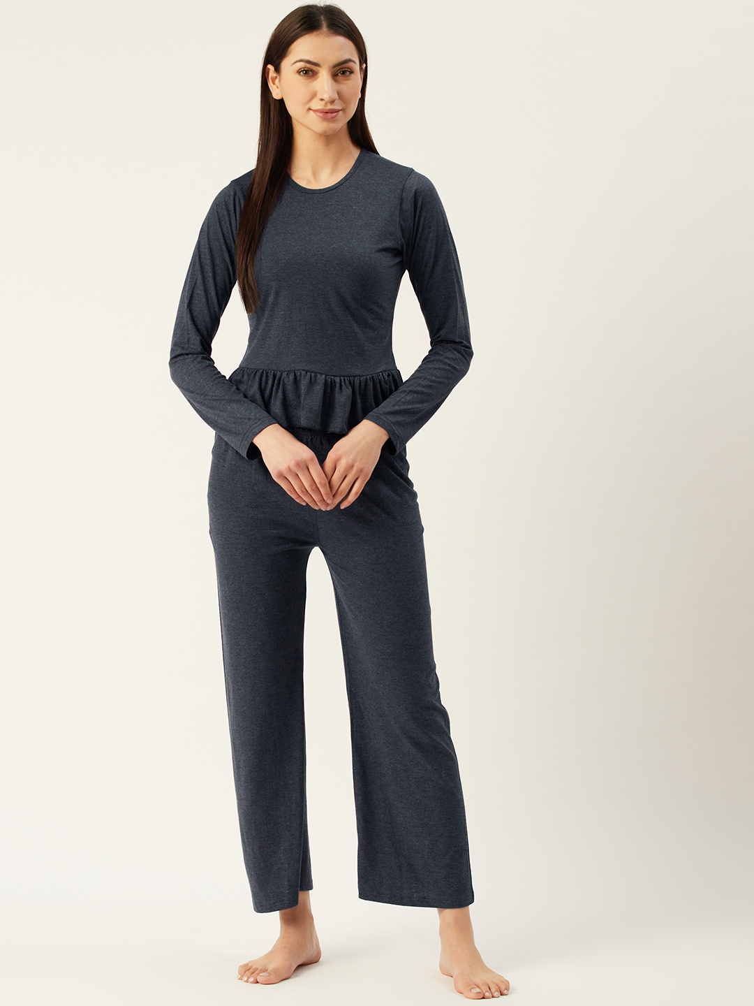 

Klamotten Women Charcoal Grey Solid Night suit