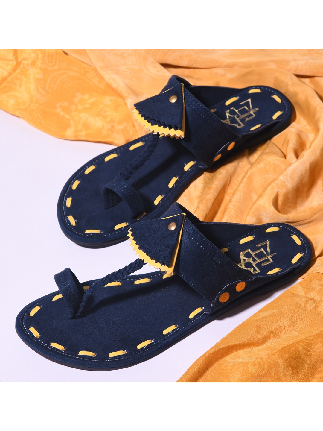 

Zebba Women Blue Solid Canvas One Toe Flats