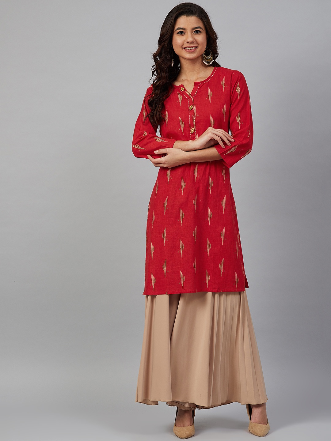 

Meeranshi Women Red & Beige Printed Straight Kurta