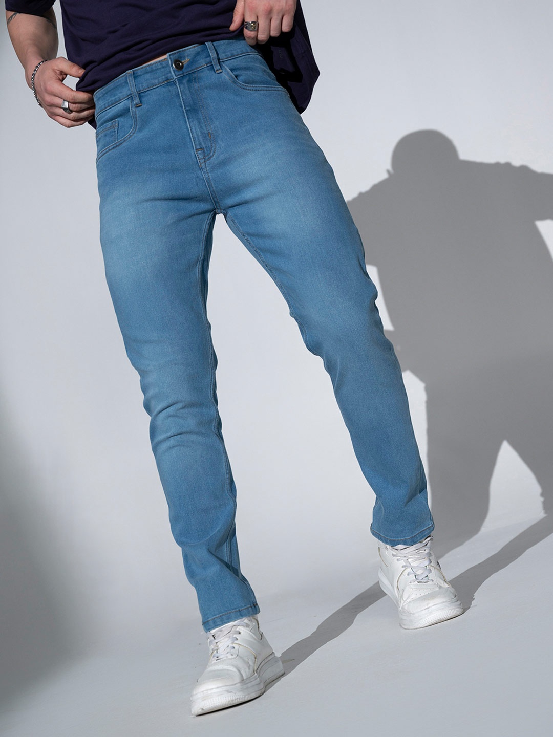 

Hubberholme Men Blue Slim Fit Mid-Rise Clean Look Stretchable Jeans