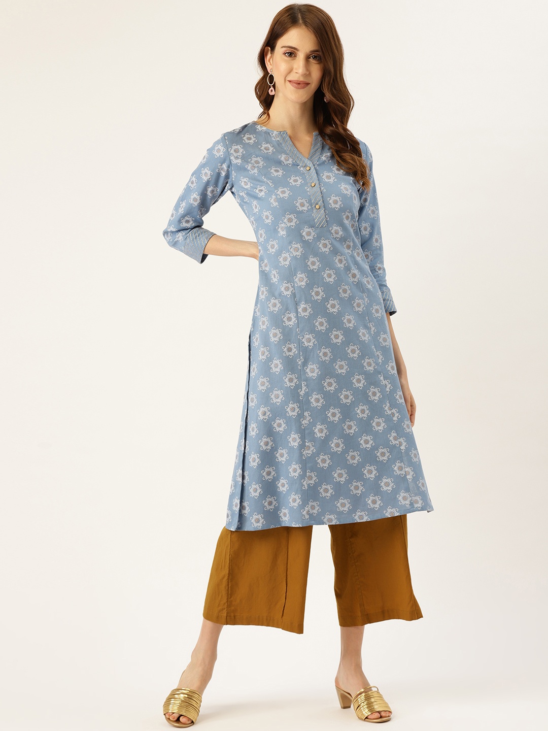 

Aayna Women Blue & Off-White Block Print Straight Kurta