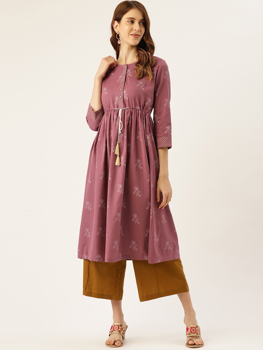 

Aayna Women Mauve & White Floral Foil Printed Handloom A-Line Kurta