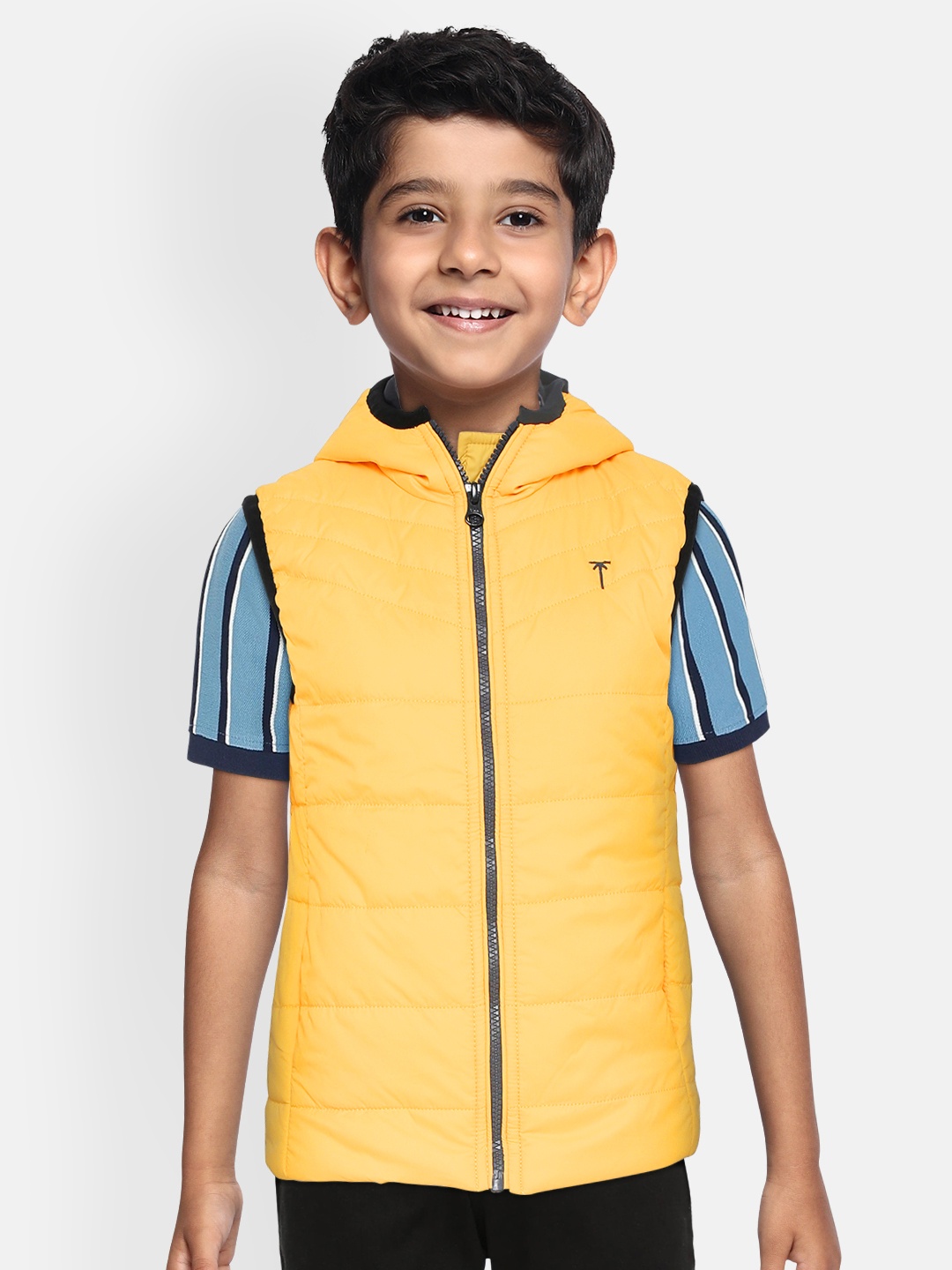 

Gini and Jony Boys Yellow Solid Hooded Padded Jacket