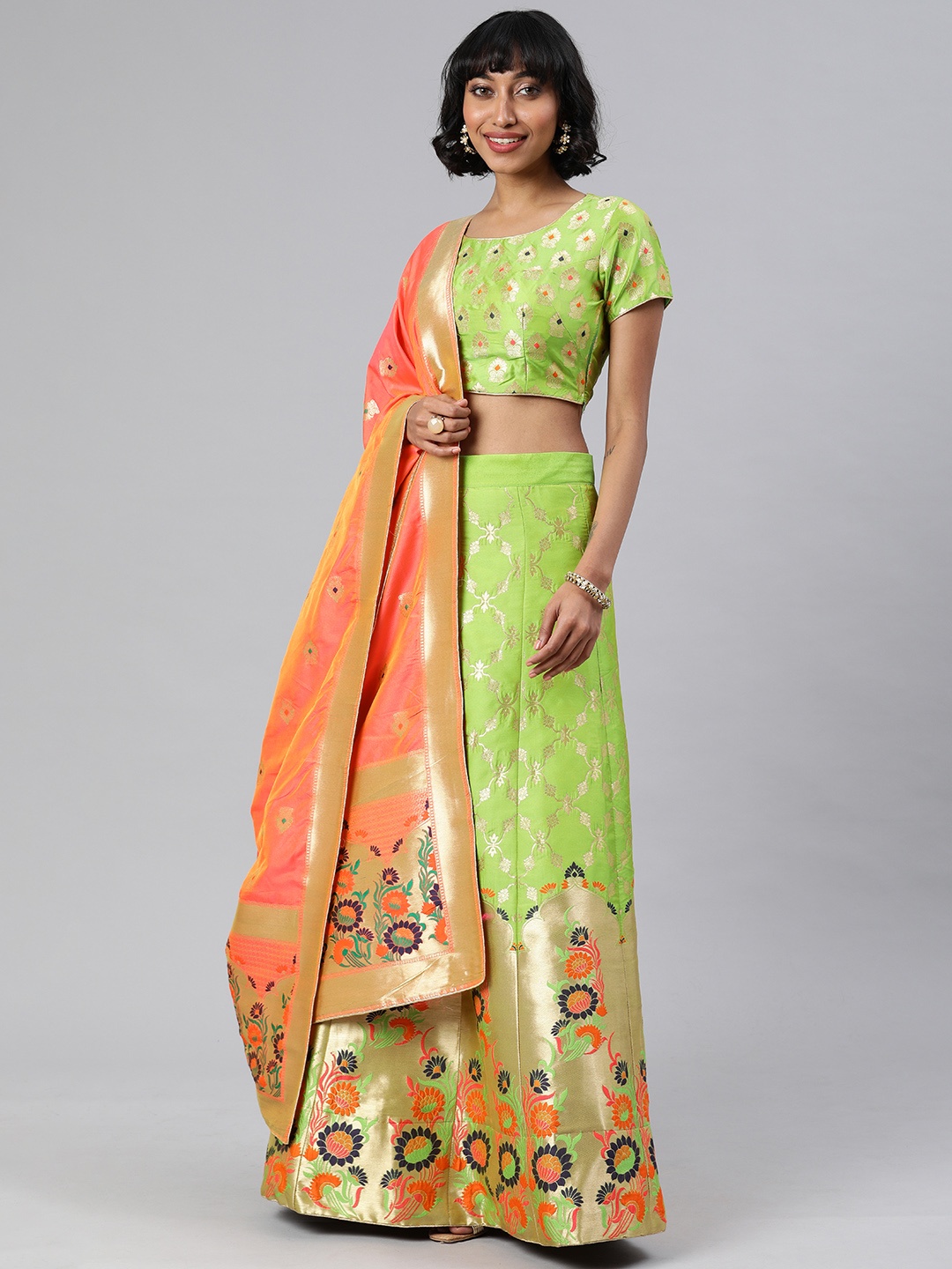 

flaher Green & Gold-Toned Woven Design Semi-Stitched Lehenga & Unstitched Blouse with Dupatta