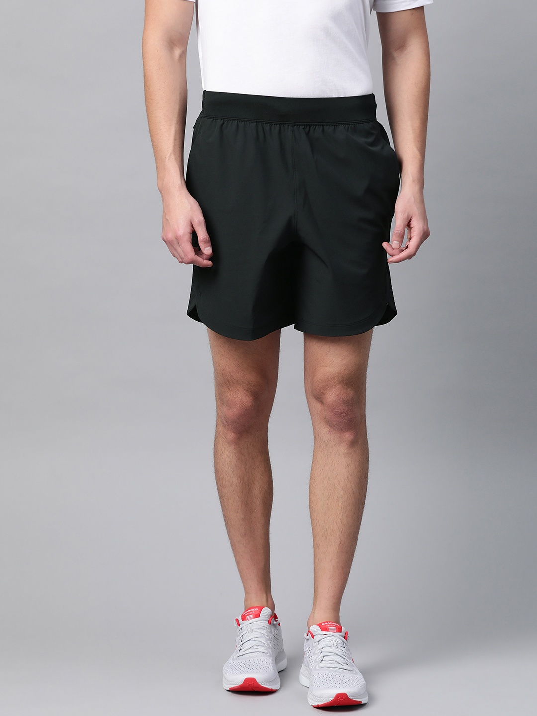 

UNDER ARMOUR Men Black Stretch-Woven Solid Sports Shorts