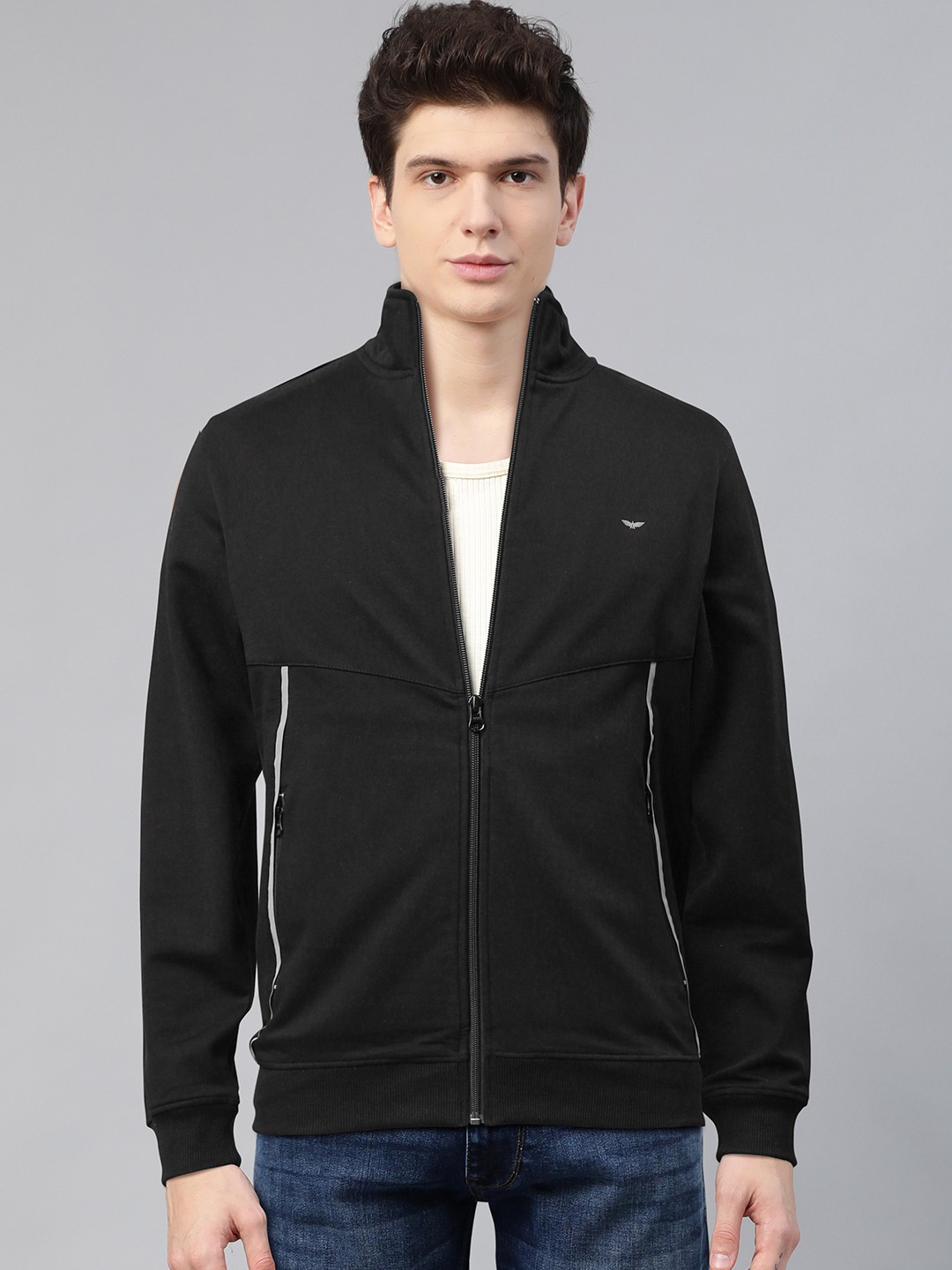

Park Avenue Men Black Solid Slim Fit Sweatshirt