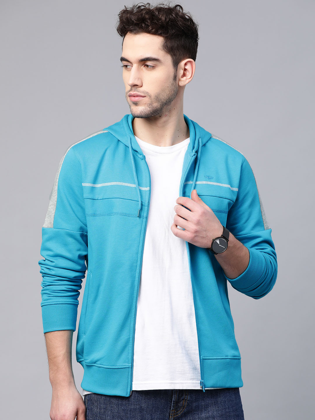 

Park Avenue Men Blue Slim Fit Solid Hooded Sweatshirt