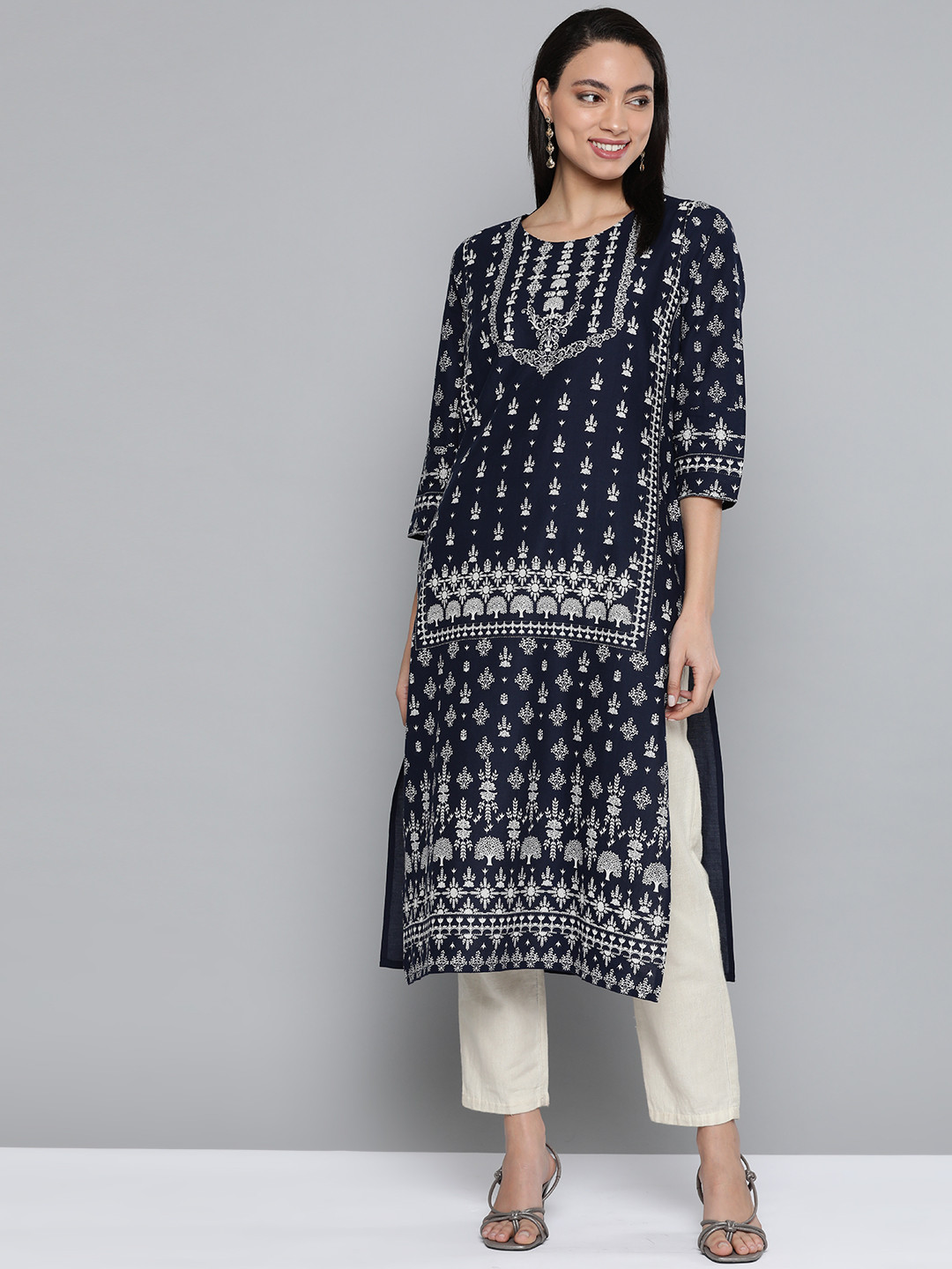 

HERE&NOW Women Navy Blue & Off-White Printed Pure Cotton Straight Kurta