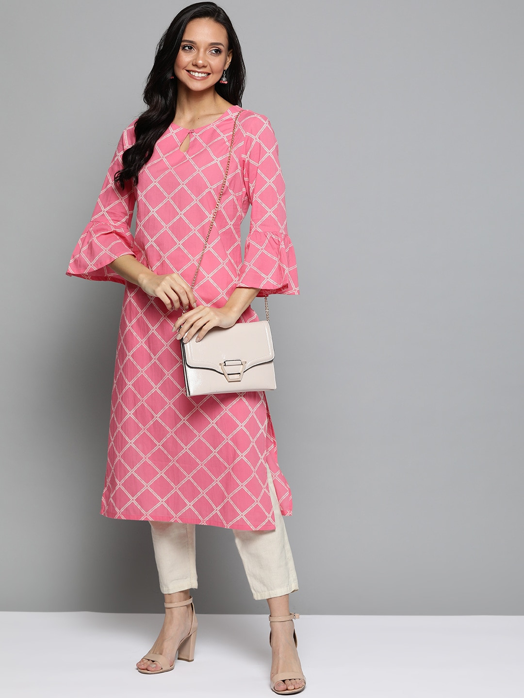 

HERE&NOW Women Pink & White Checked Bell Sleeves Straight Kurta