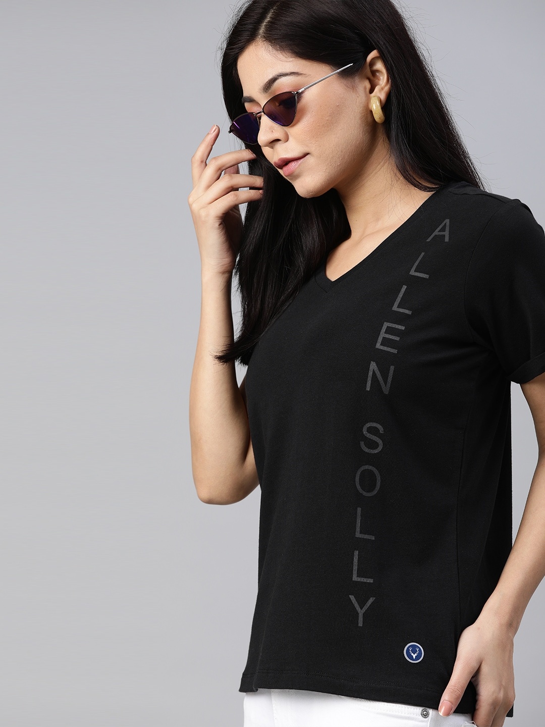 

Allen Solly Woman Women Black Printed Round Neck T-shirt