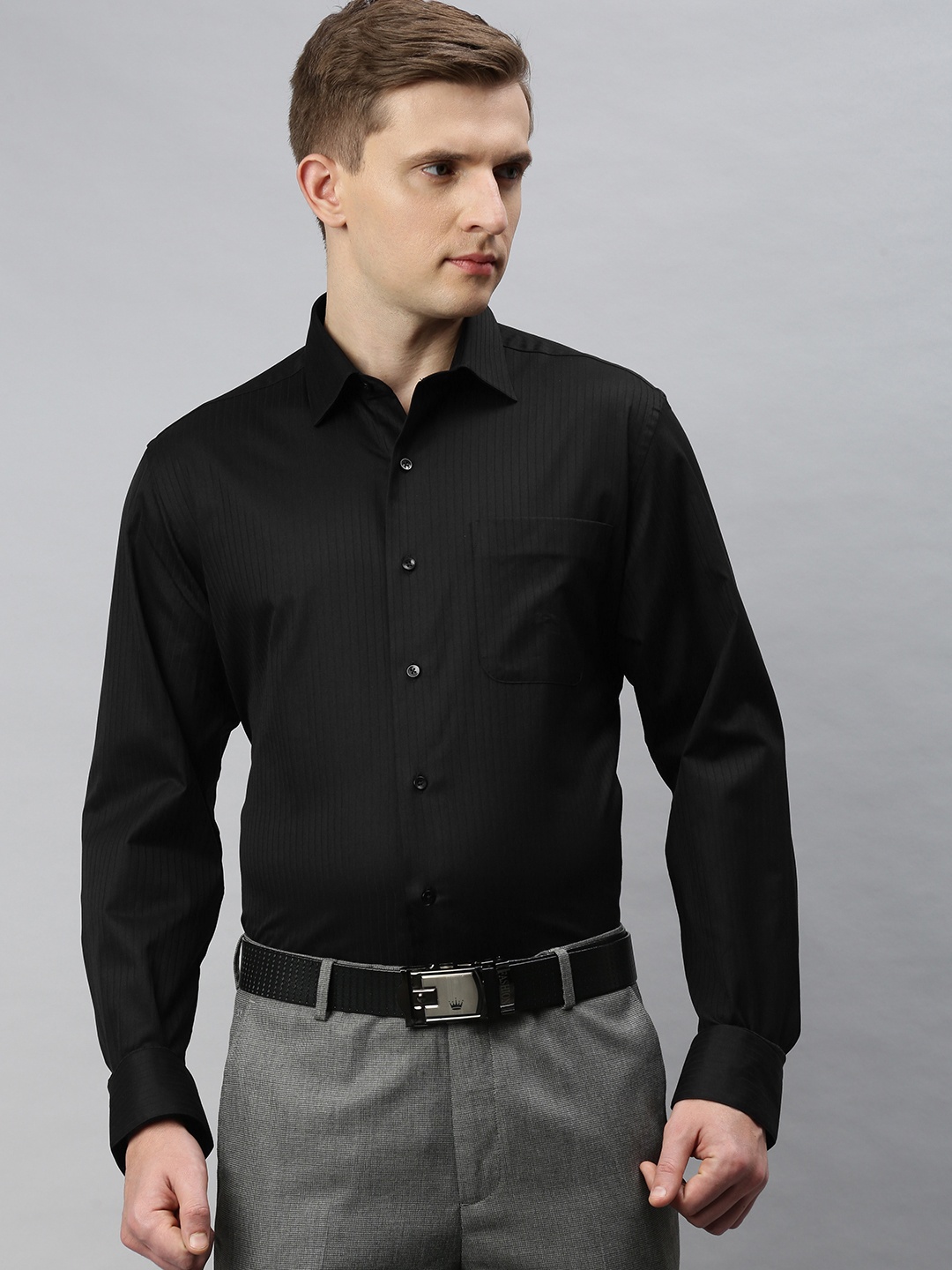 

Arrow Men Black Regular Fit Striped Formal Shirt