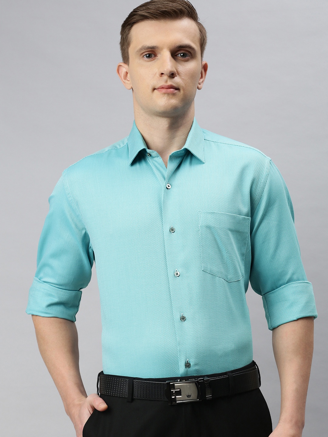 

Arrow Men Green Regular Fit Self Design Formal Shirt