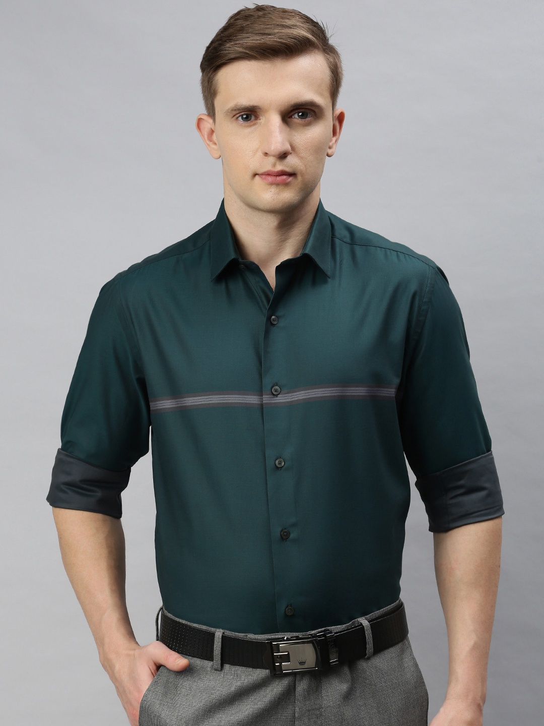 

Arrow Men Green Slim Fit Striped Formal Shirt