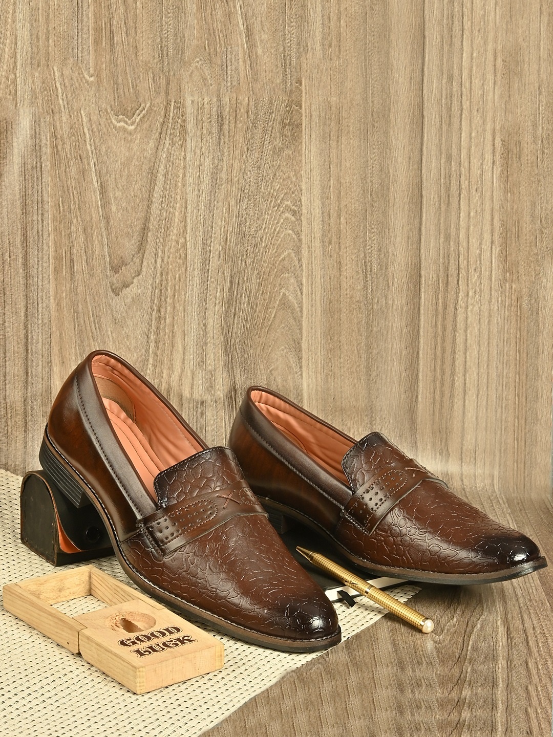 

Sir Corbett Men Brown Textured Semiformal Slip-Ons
