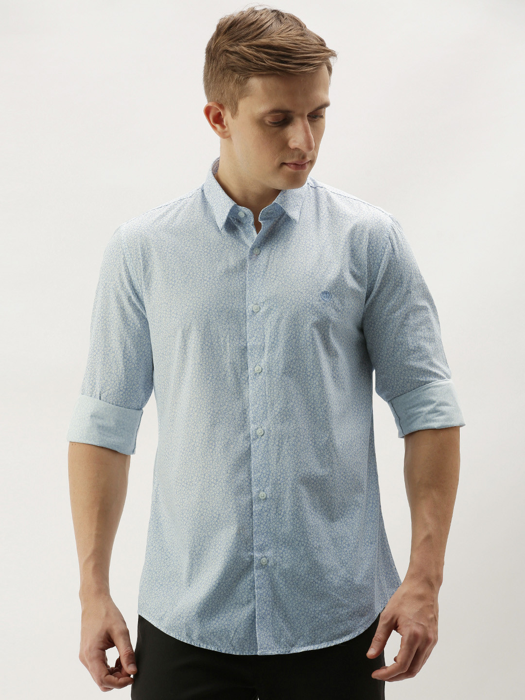 

PETER ENGLAND UNIVERSITY Men Blue Slim Fit Printed Casual Shirt