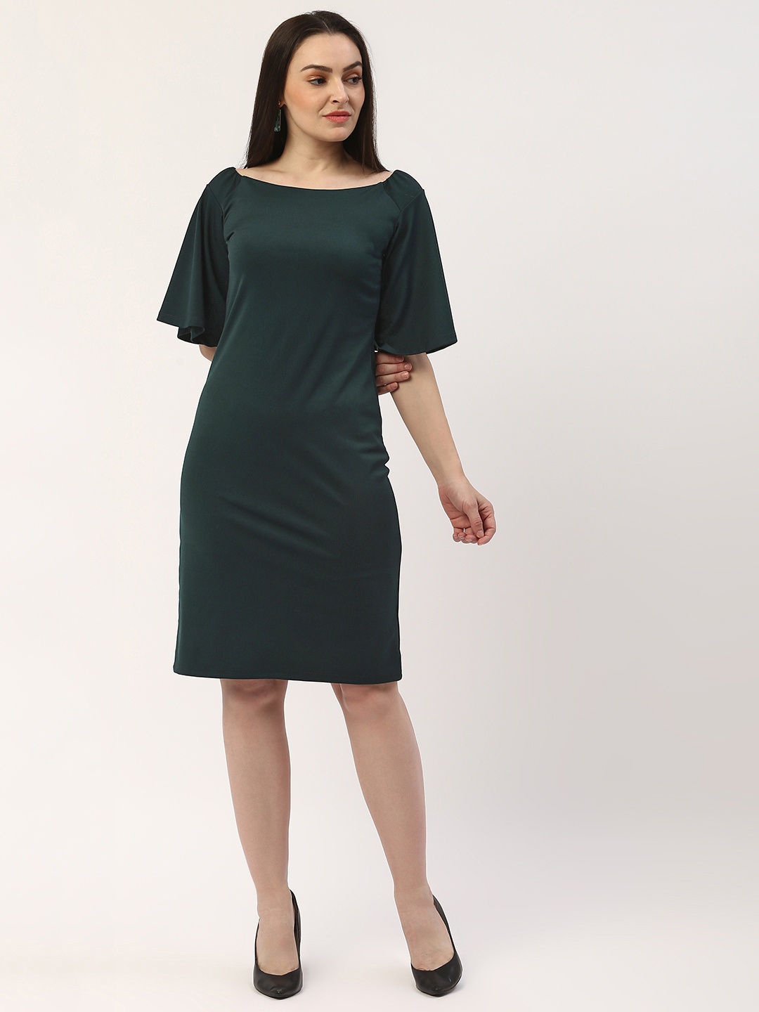 

ZIZO By Namrata Bajaj Women Green Solid Sheath Dress