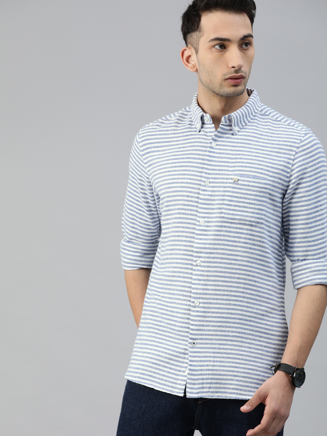 

THE BEAR HOUSE Men Blue & White Slim Fit Striped Casual Shirt