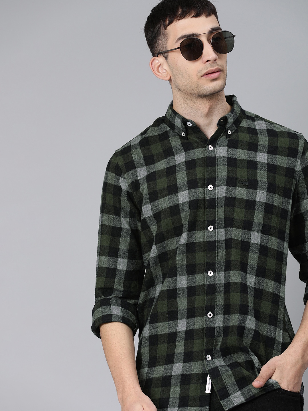 

THE BEAR HOUSE Men Olive Green & Grey Slim Fit Checked Flannel Casual Shirt