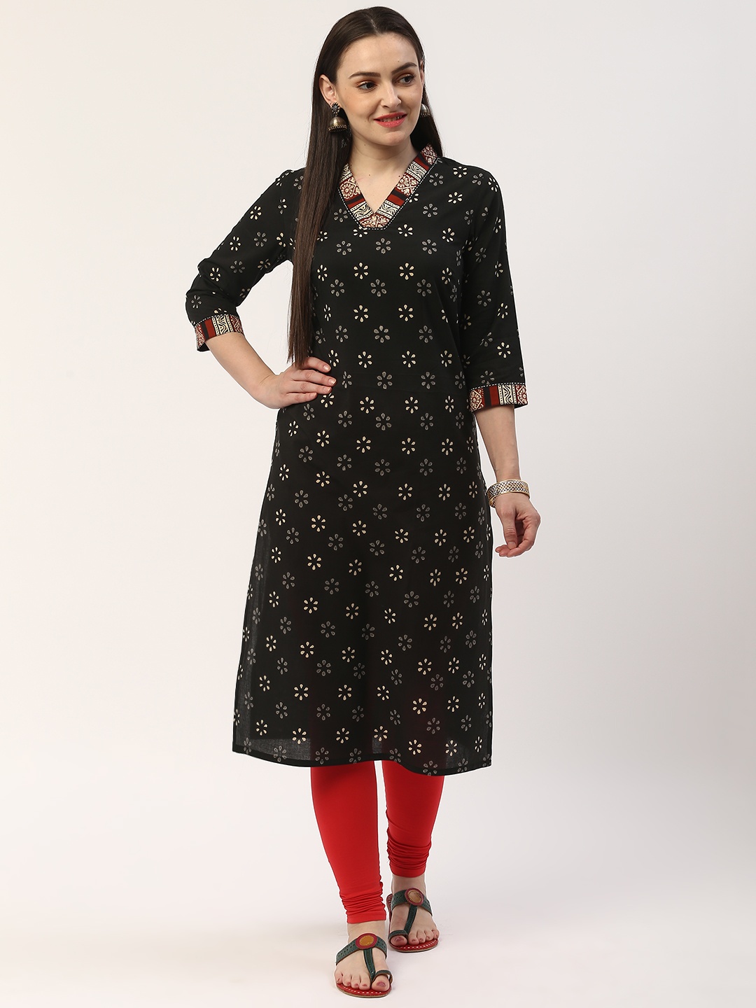 

ZIZO By Namrata Bajaj Women Black & Beige Printed Straight Kurta