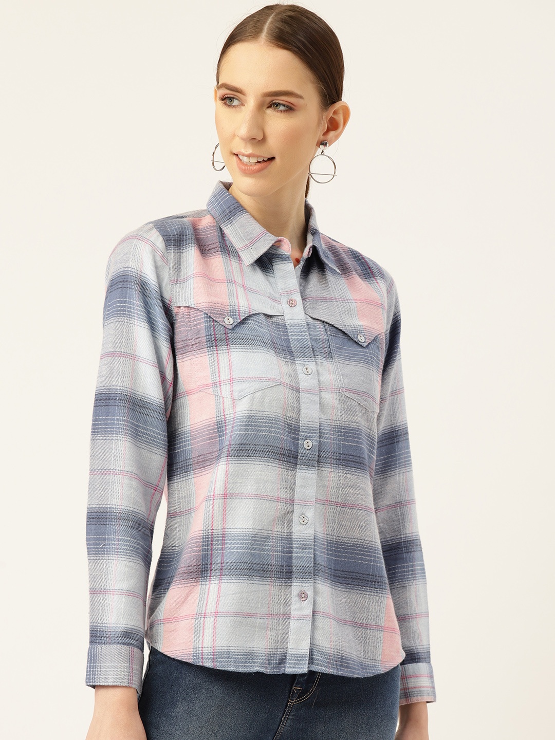 

Off Label Women Blue & Pink Regular Fit Checked Casual Shirt