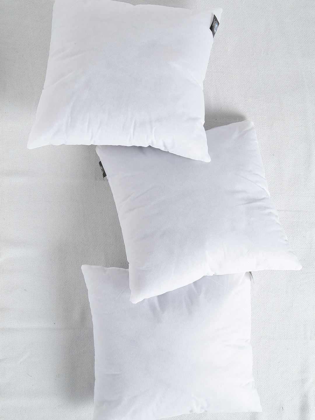 

SWHF White Set of 3 Fibre 16'' x 16'' Square Cushions