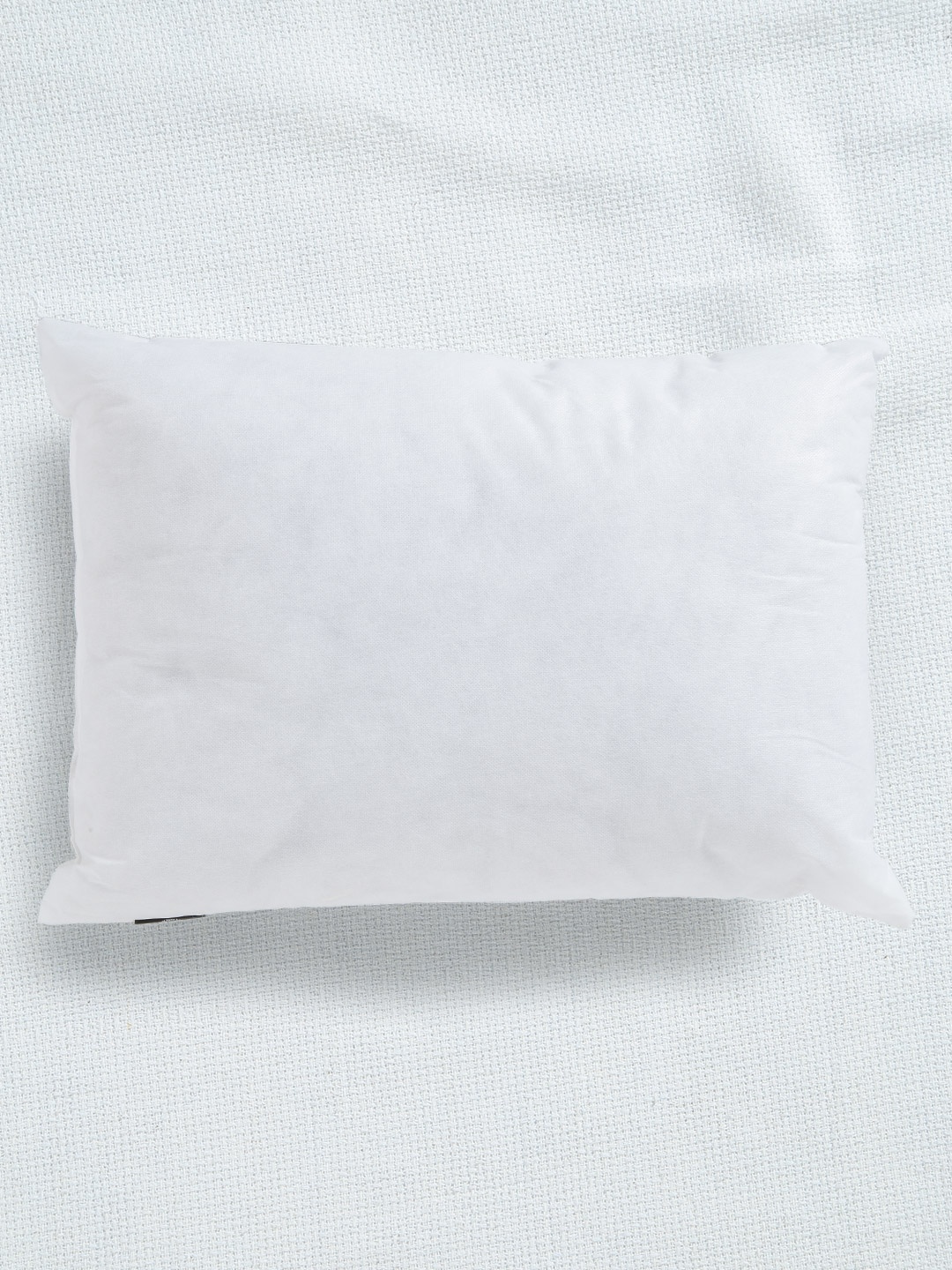 

SWHF White Single Fibre Rectangular Baby Pillow