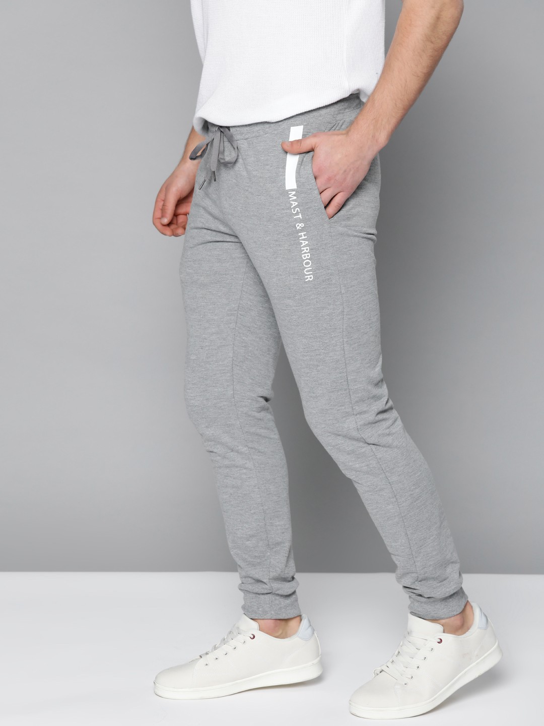 

Mast & Harbour Men Grey Melange Solid Joggers with Printed Detail