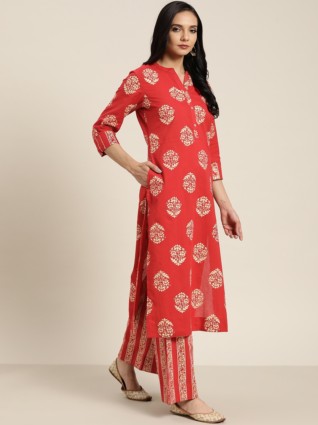 

Sangria Women Coral Red & Cream-Coloured Cotton Printed Kurta with Palazzos