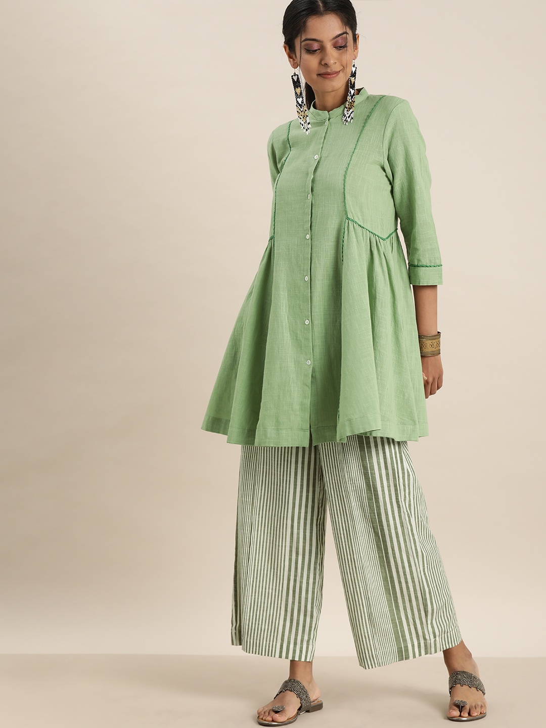 

Sangria Women Green & White Pure Cotton Kurta Set