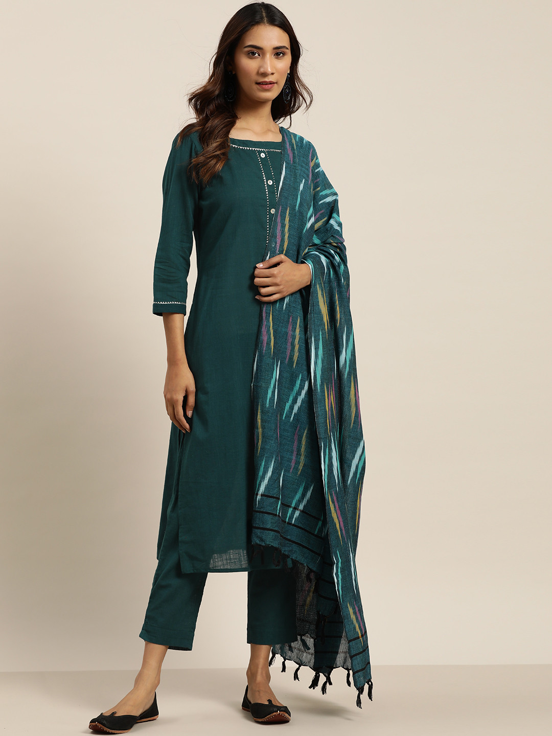 

Sangria Women Green Solid Kurta with Trousers & Dupatta