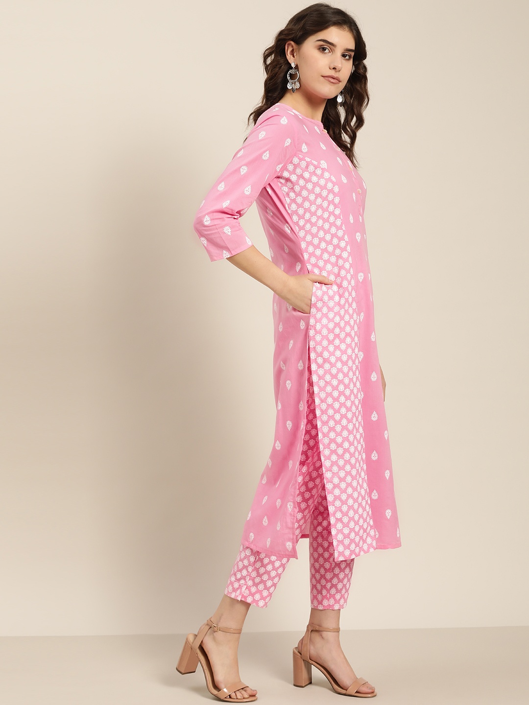 

Sangria Women Pink & White Ethnic Print Straight Pure Cotton Kurta with Trousers