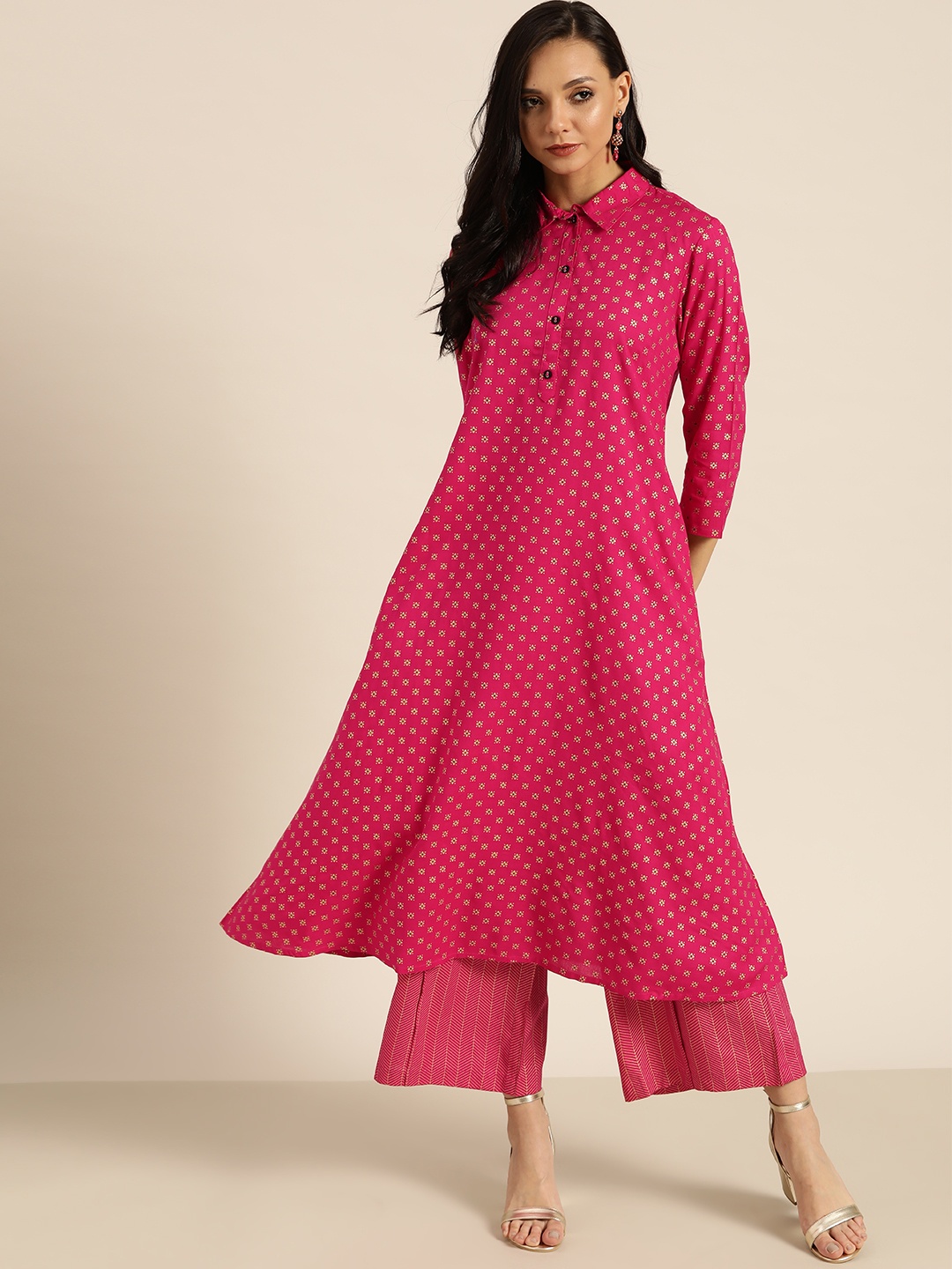 

Sangria Women Fuchsia & Golden Floral Printed Kurta with Trousers