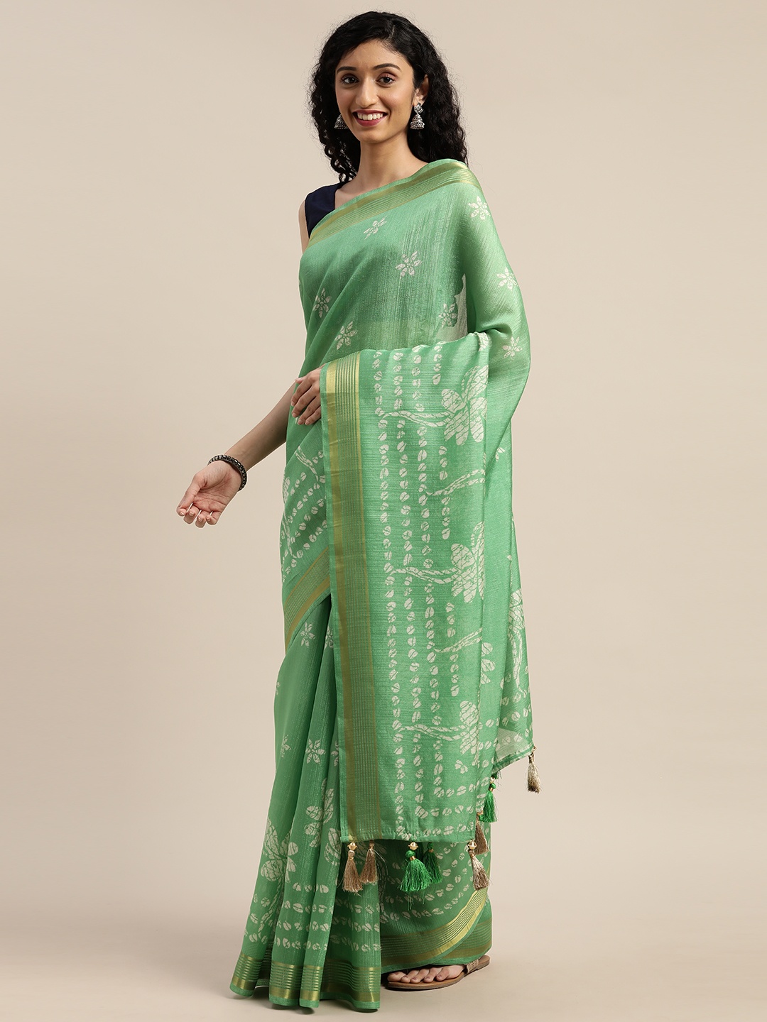 

Rajnandini Green & White Silk Cotton Printed Dabu Saree