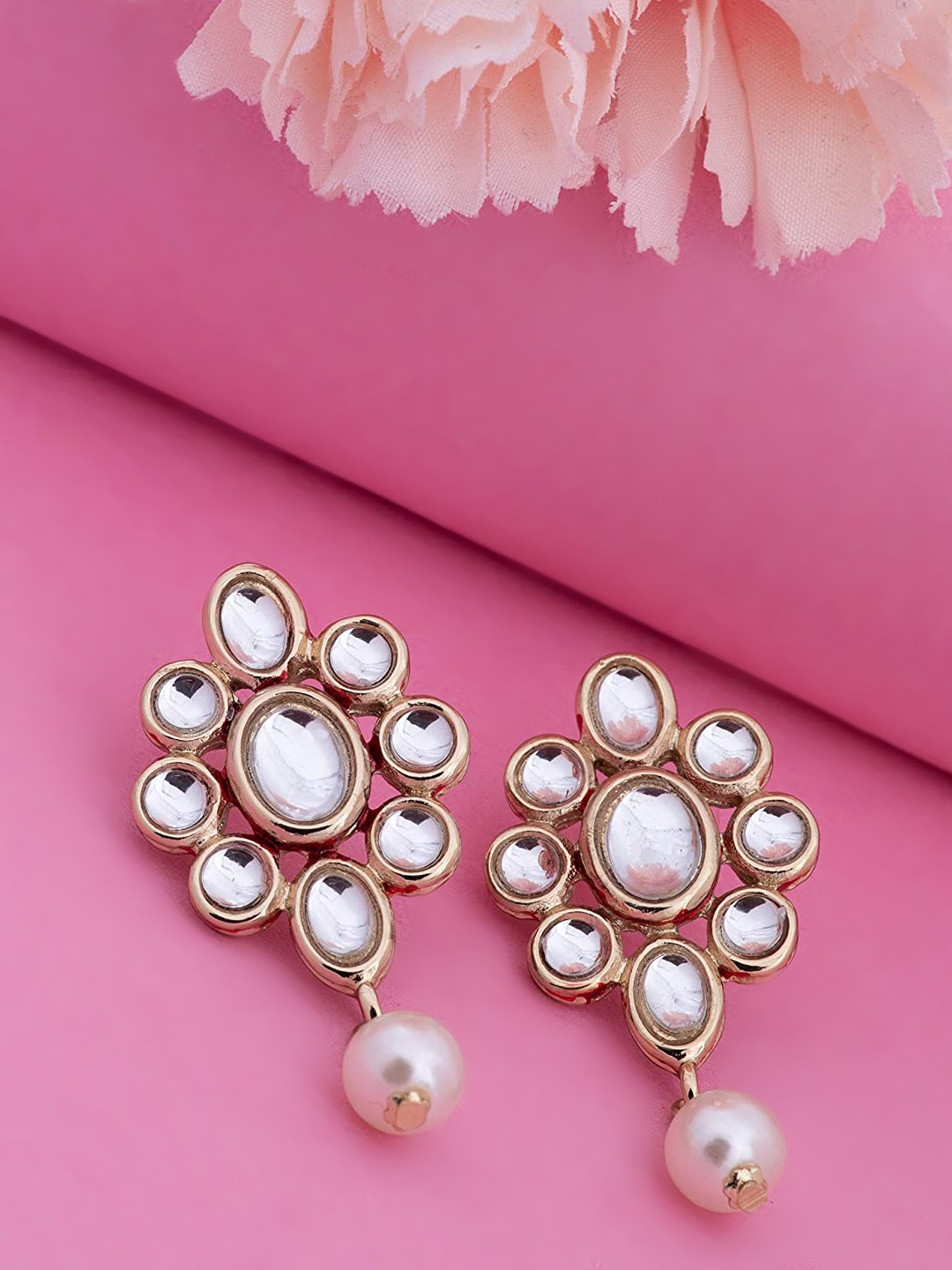 

Estele White Gold-Plated Handcrafted Floral Studs