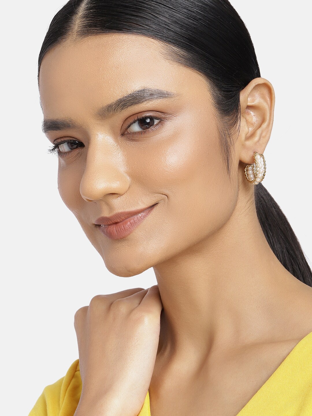 

Estele Gold-Plated & White Classic Hoop Earrings