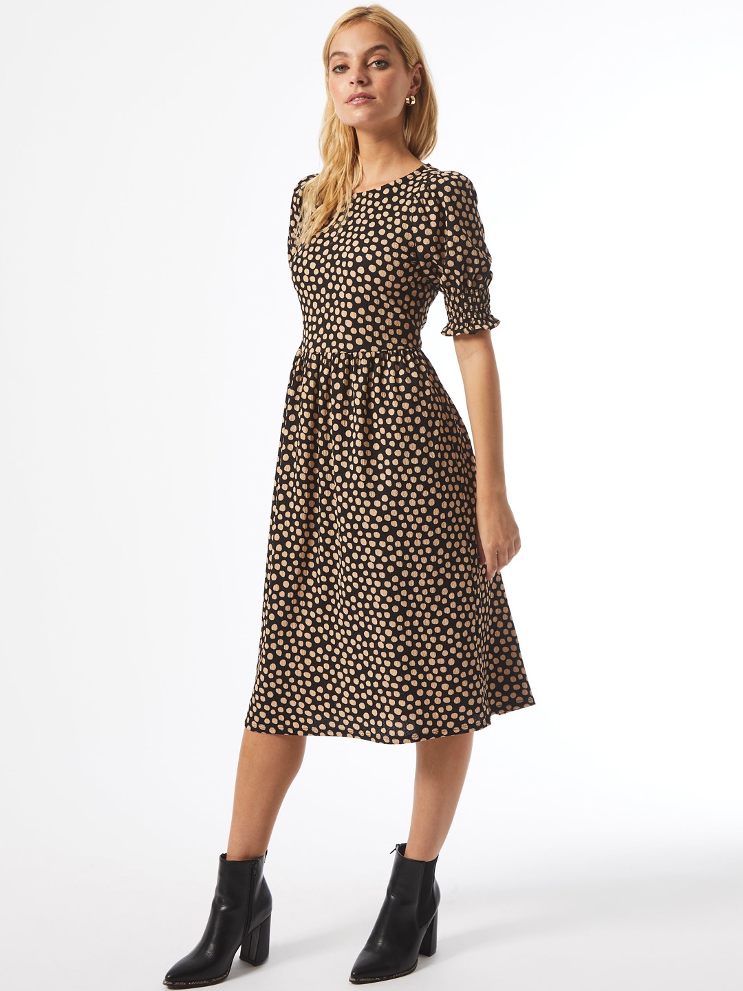 

DOROTHY PERKINS Women Black & Beige Polka Dot Print Petite A-Line Dress