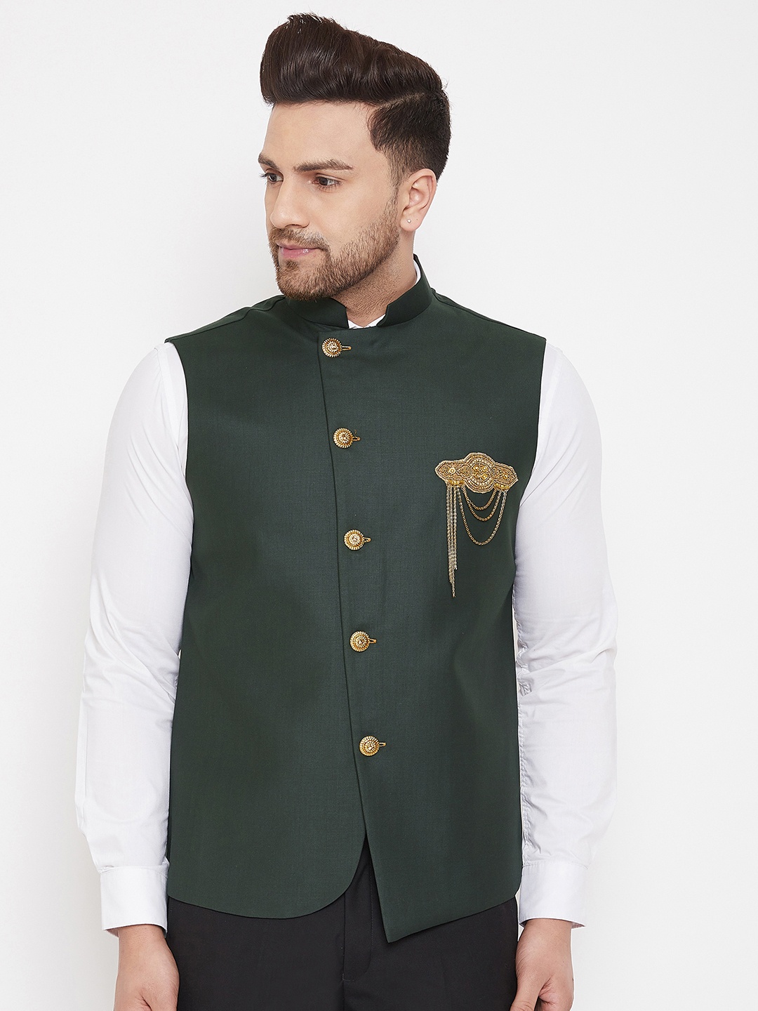 

VASTRAMAY Men's Black Solid Embellished Zardozi Nehru Jacket