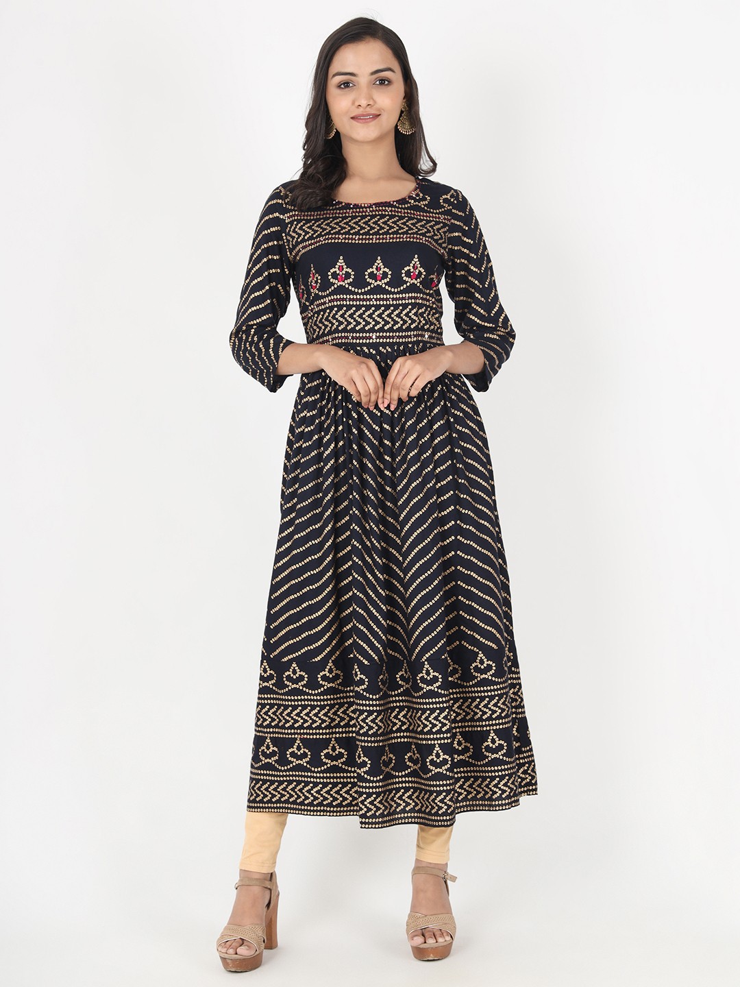 

Vbuyz Women Navy Blue & Gold-Coloured Bandhani Print & Hand Work A-Line Kurta