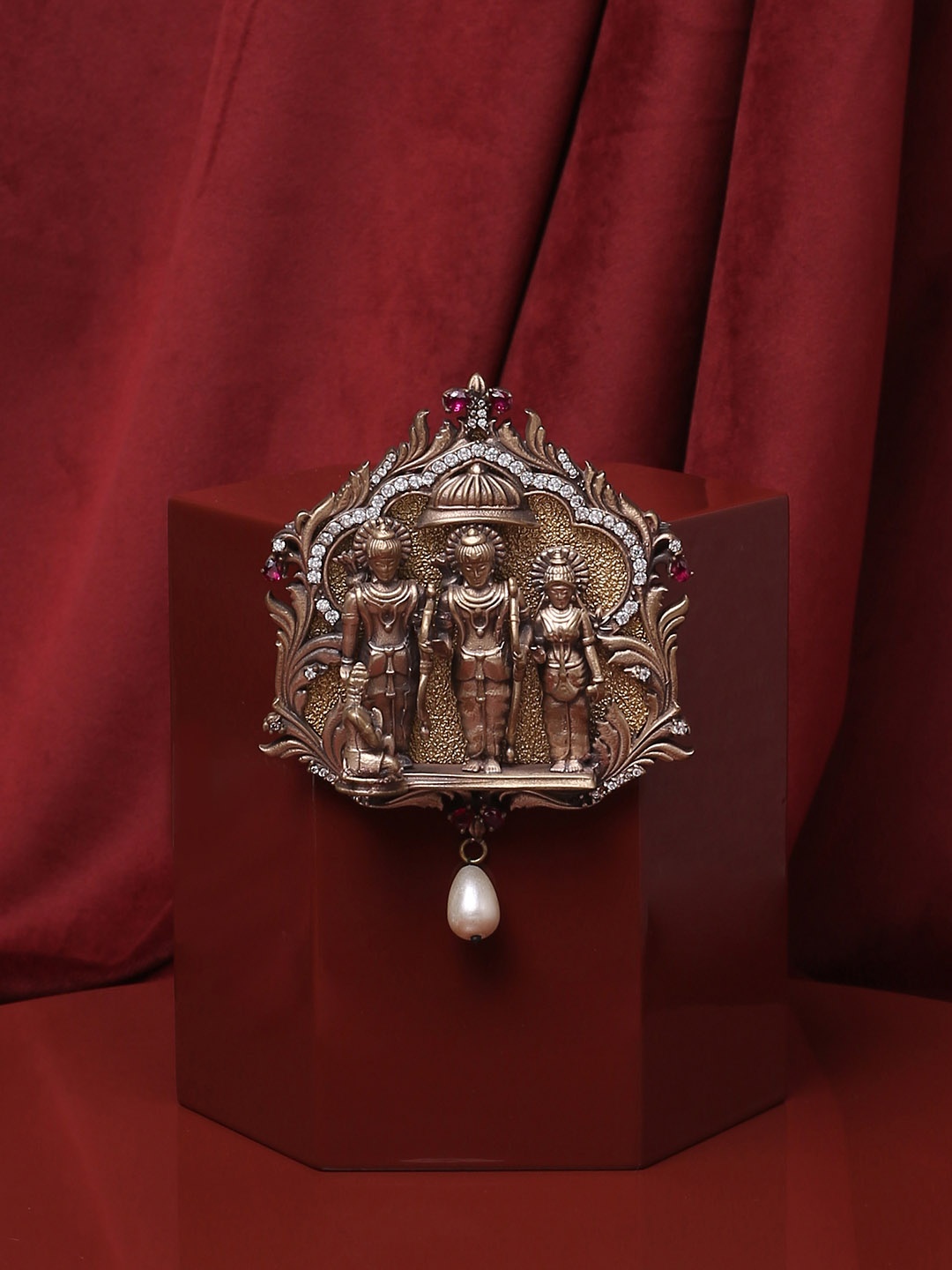 

COSA NOSTRAA Men Antique Gold-Toned & White Stone Studded The Ram Darbar Statement Brooch