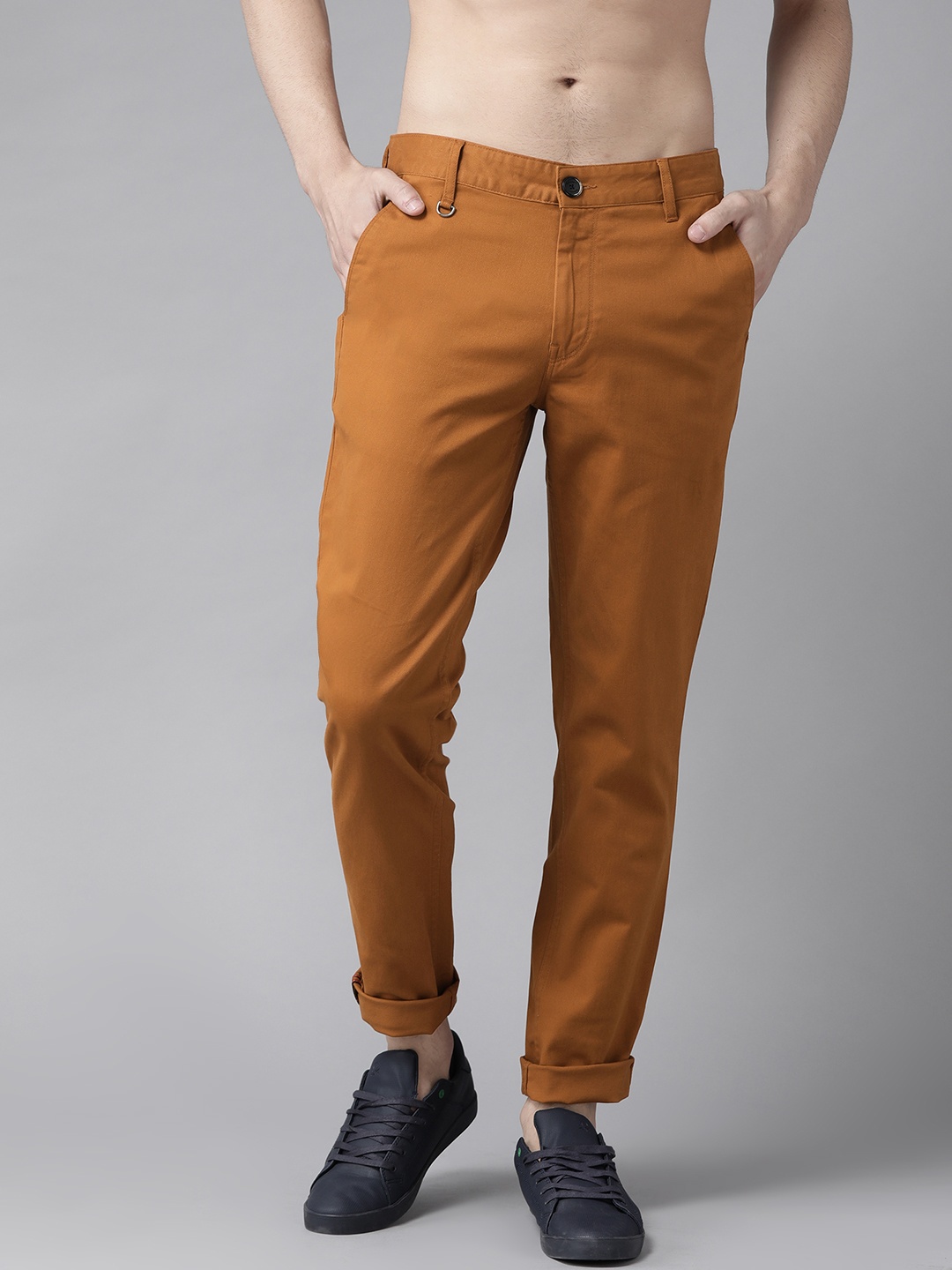 

Roadster Men Rust Orange Slim Fit Solid Chinos