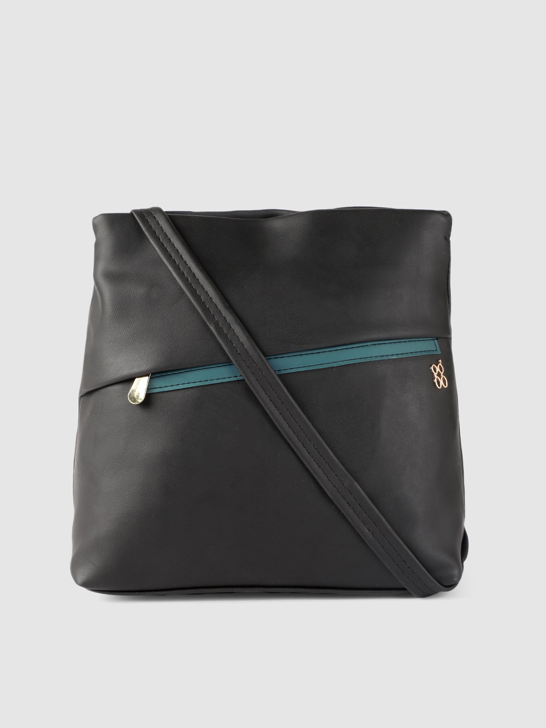 

Baggit Black Solid Sling Bag
