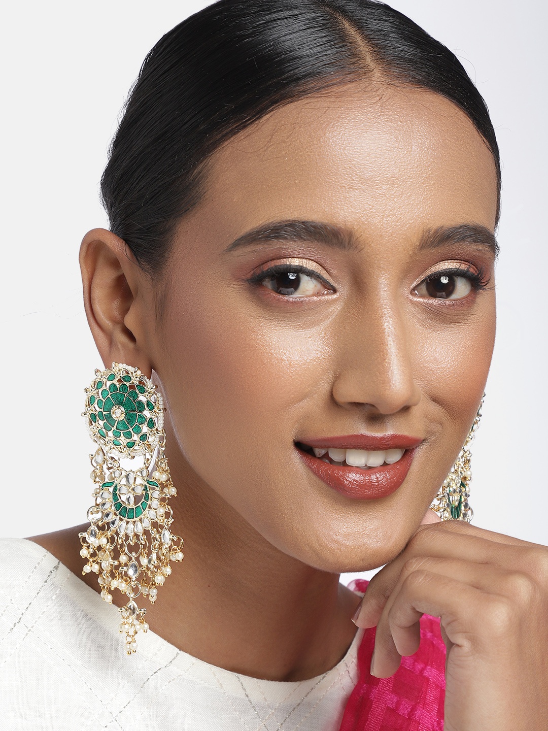 

Zaveri Pearls Green Gold-Plated Enamelled Kundan & Pearl Classic Drop Earrings