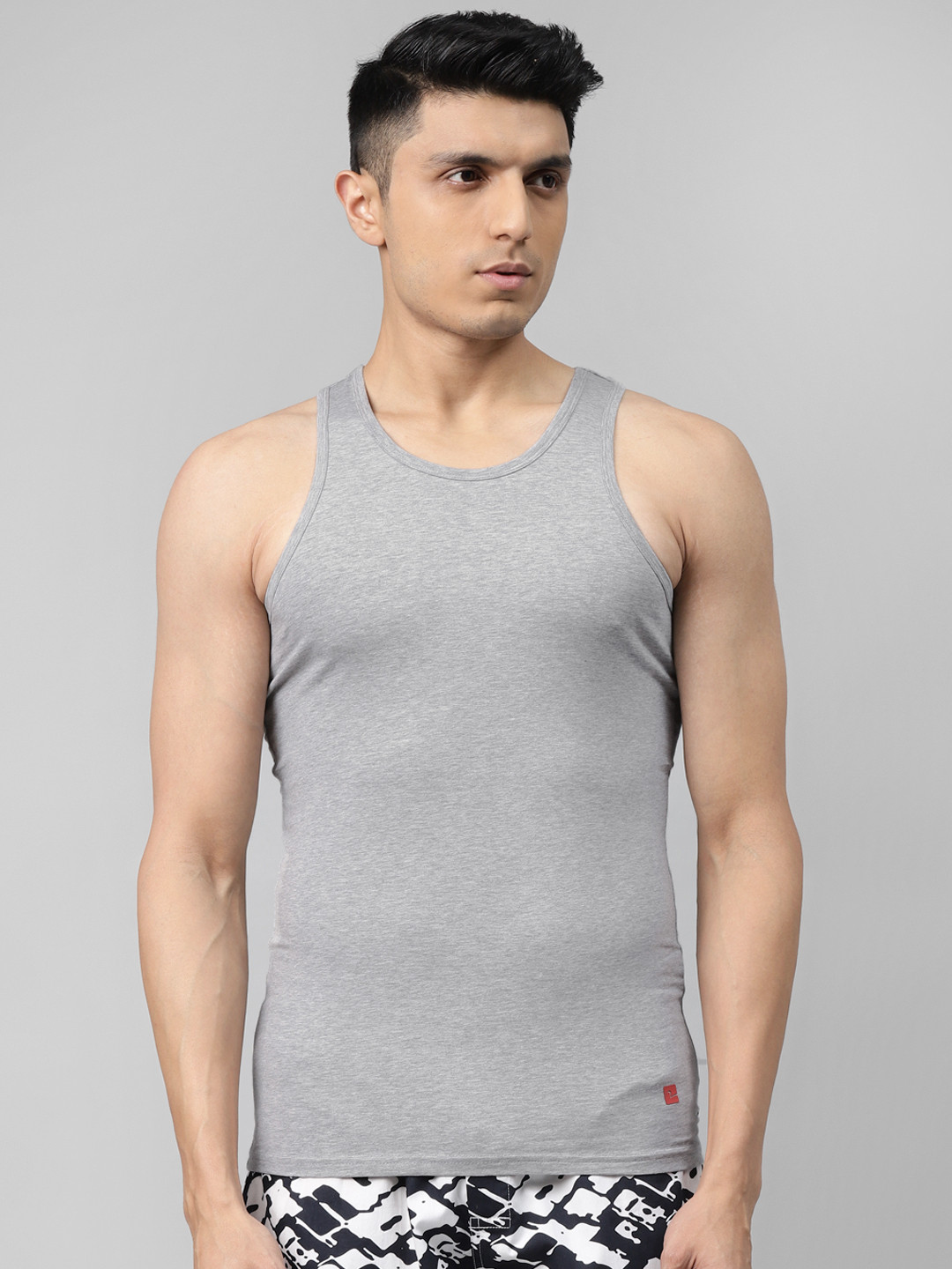 

UnderJeans by Spykar Men Cotton Blend Vest, Grey melange