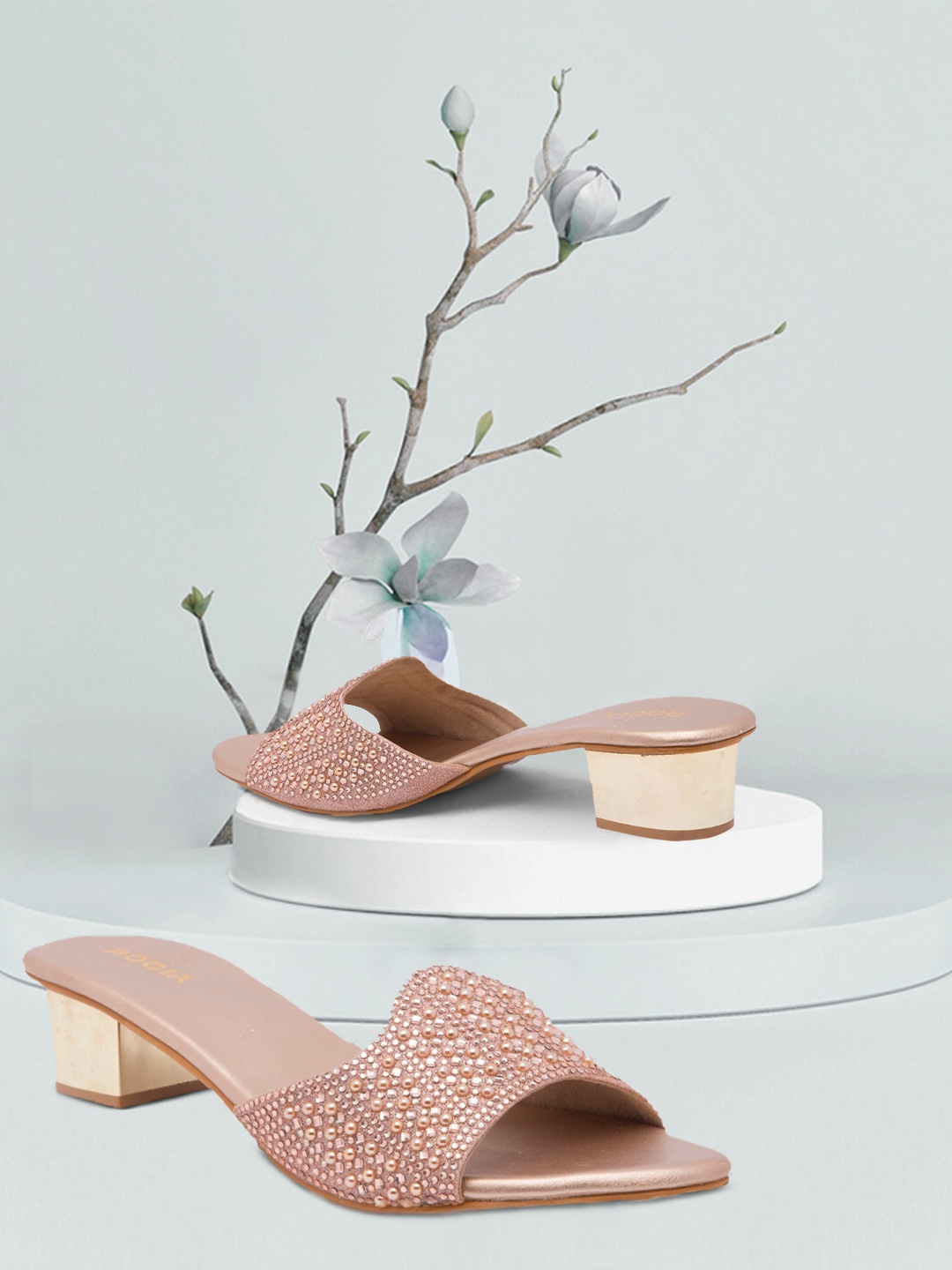 

Rocia Women Champagne Embellished Heels