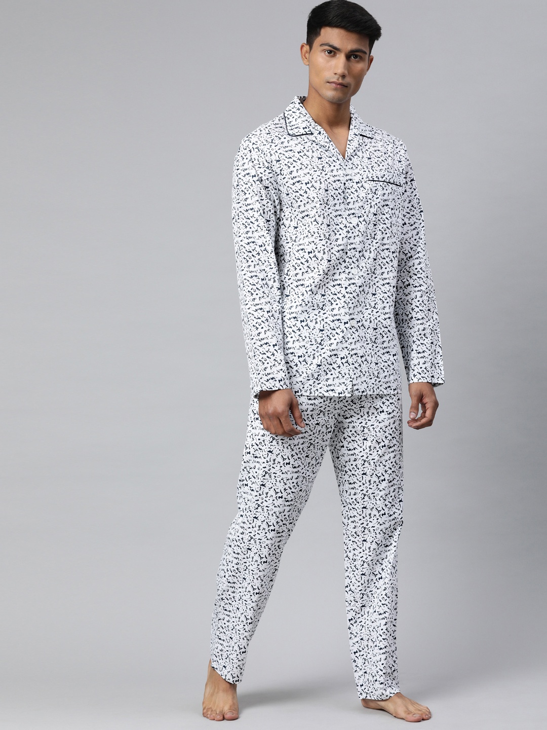 

THE BEAR HOUSE Men White & Navy Blue Printed Night suit