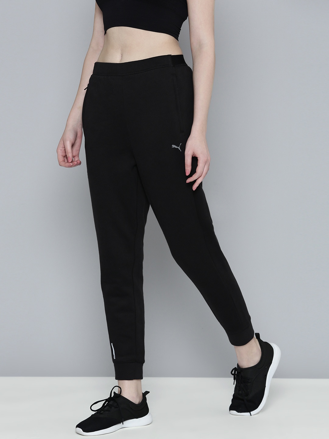 

Puma Women Train Favorite Fleece Jogger, Black